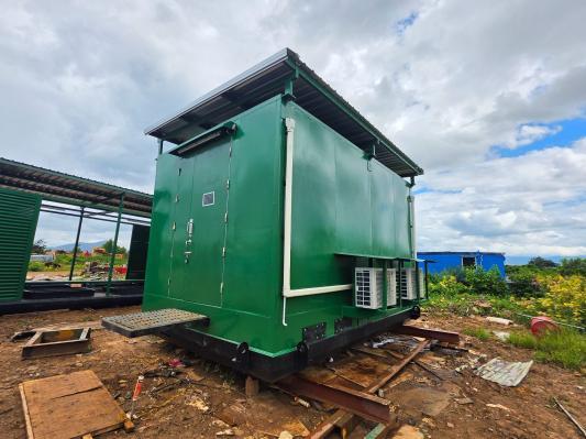 E-House & R-House pontoon fabrication